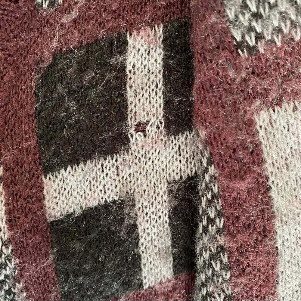 ✨Warm & Fuzzy Sweater Set (3)✨: Cupcakes & Cashmere S + Madewell M + Sundry M - Picture 3 of 16